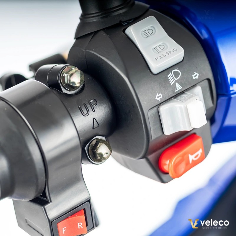 Veleco FASTER: scooter de movilidad con diseño de as