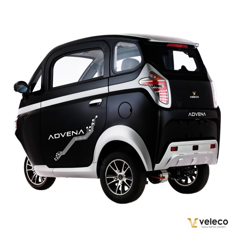 Veleco ADVENA: ciclomotor eléctrico cerrado de 2 plazas tipo coche
