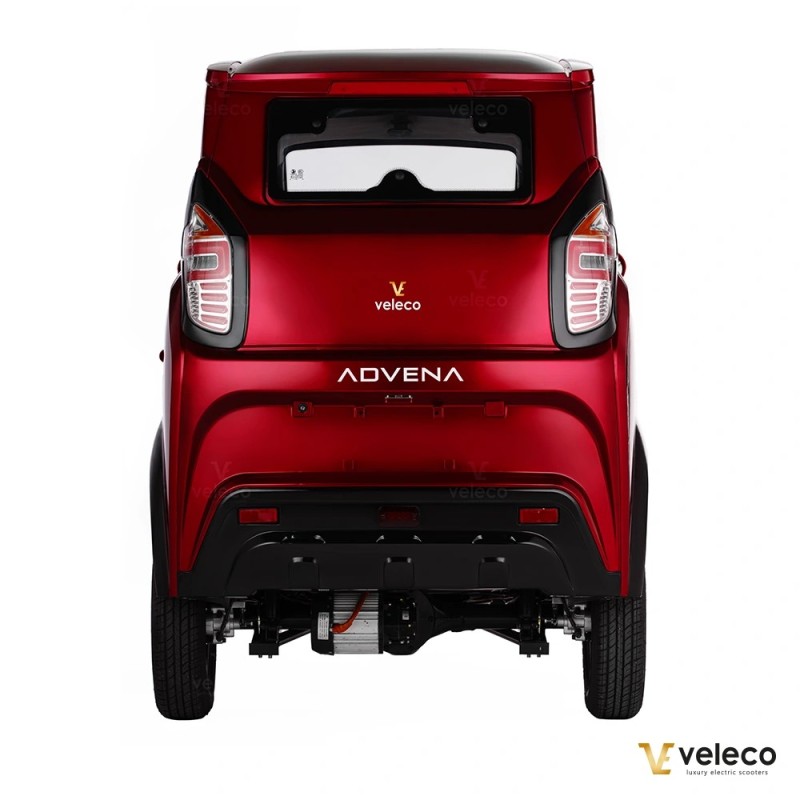 Veleco ADVENA: ciclomotor eléctrico cerrado de 2 plazas tipo coche